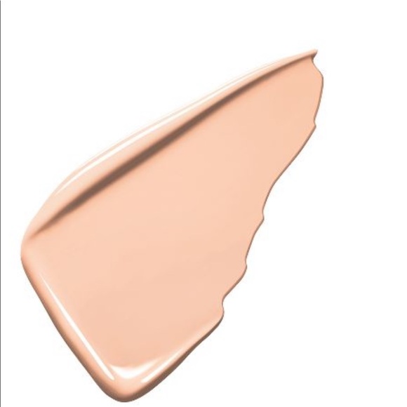 L'Oreal Infallible Pro-Glow Foundation Normal/Dry Skin with SPF 15 - Picture 2 of 12